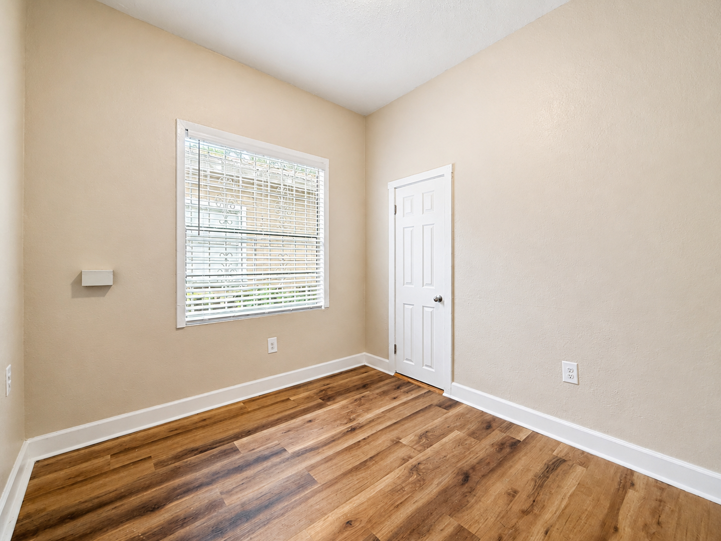 Gallery Image 15