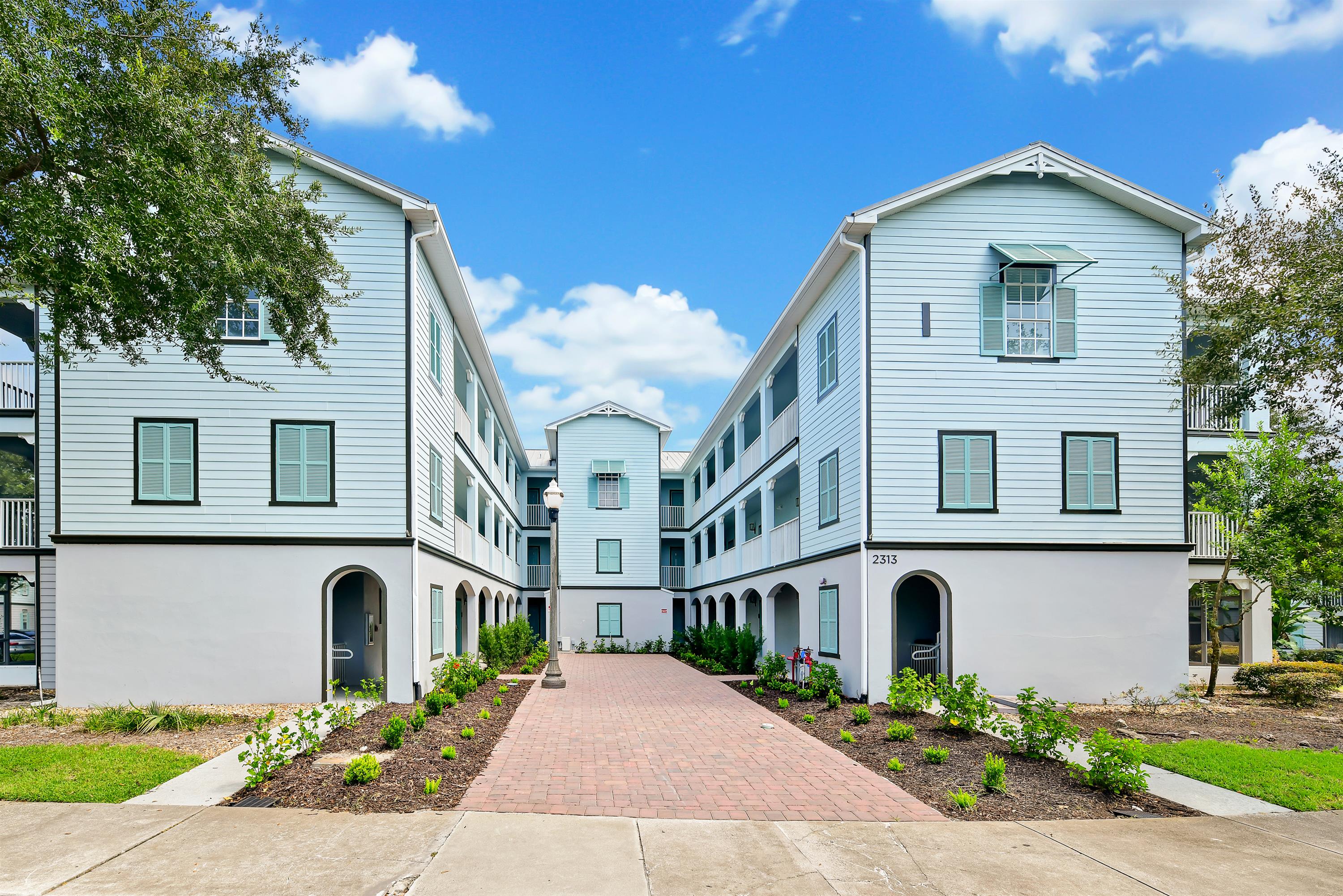 7503 Atlantis Way - H305