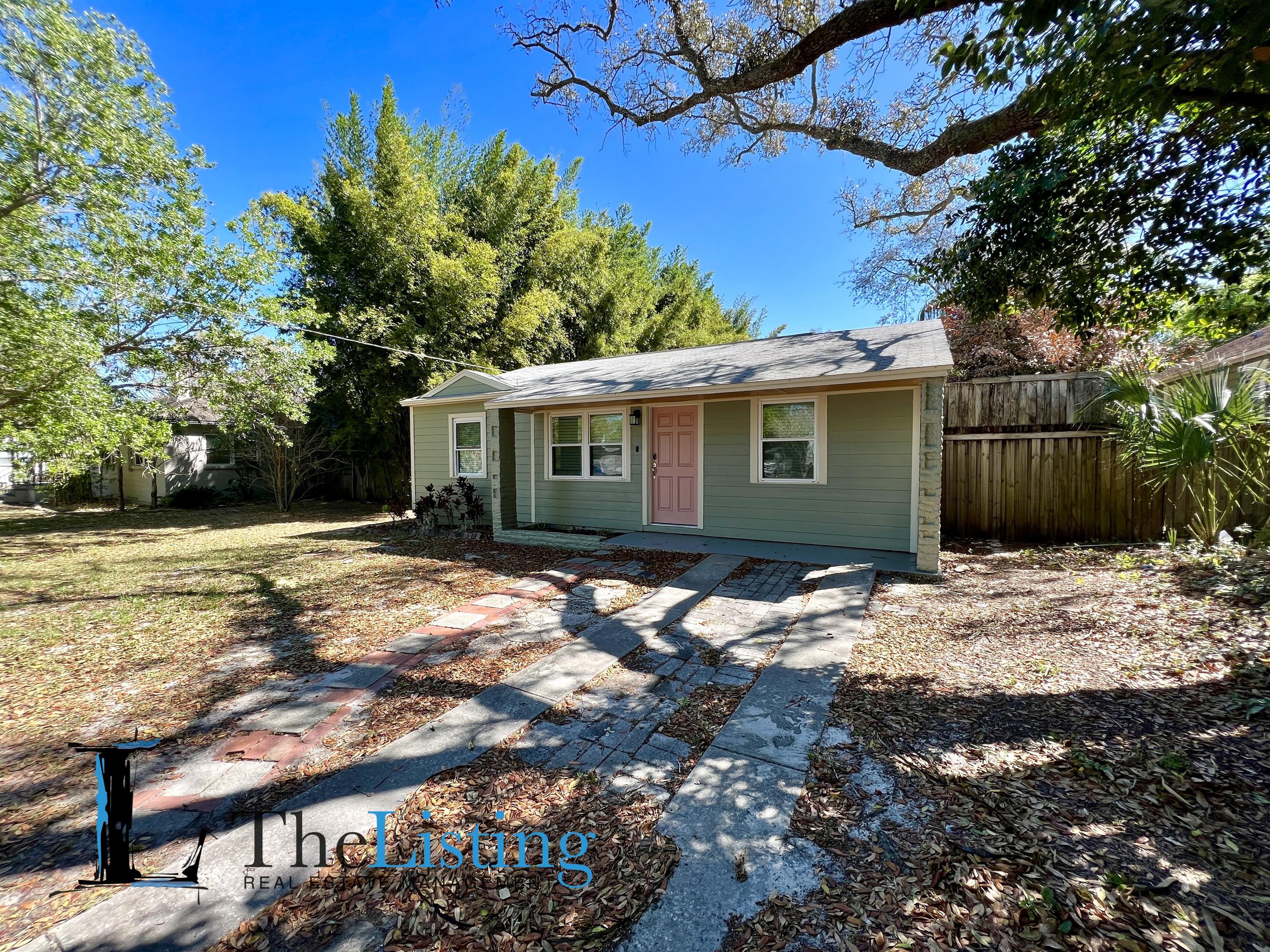 5905 North Tampa Street